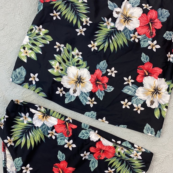Vintage Fit system two piece floral bikini - Picture 3 of 7